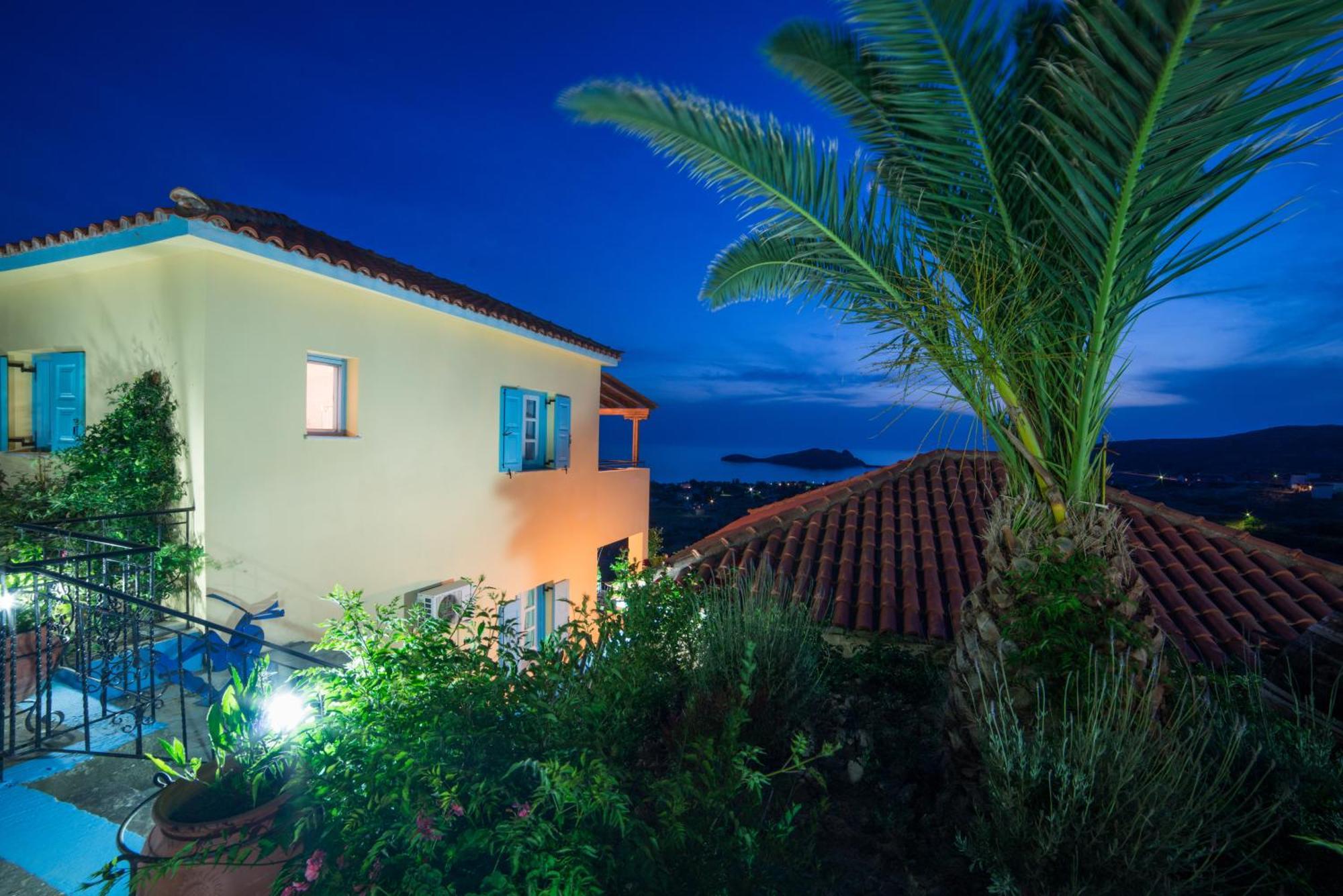 Hotel Dina - Ξενοδοχείο Ντινα Plati  Extérieur photo