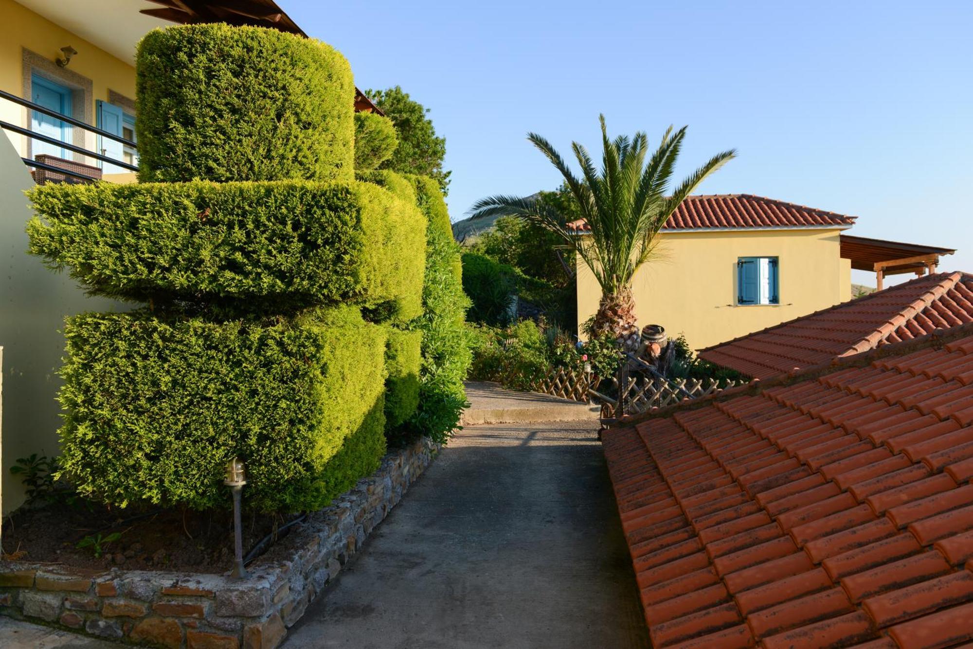 Hotel Dina - Ξενοδοχείο Ντινα Plati  Extérieur photo