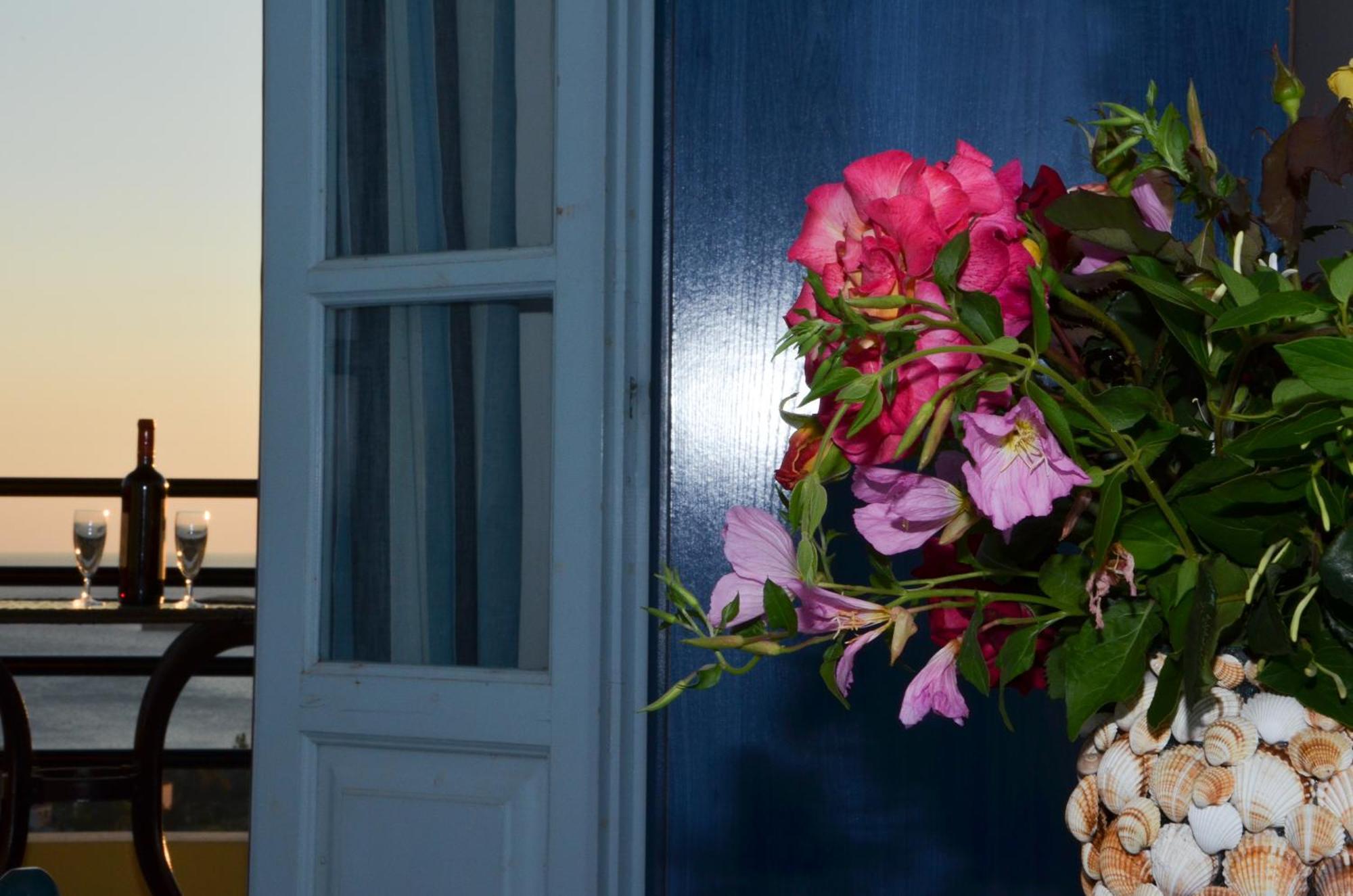 Hotel Dina - Ξενοδοχείο Ντινα Plati  Extérieur photo
